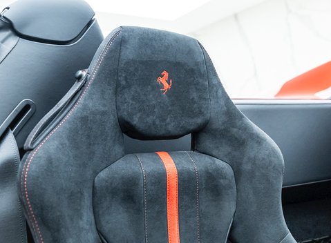 Ferrari F8 Tributo Spider 14