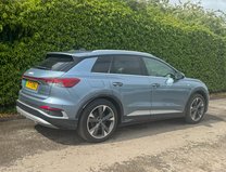 Audi Q4 40 S line SUV 5dr Electric Auto 82kWh (204 ps) 32