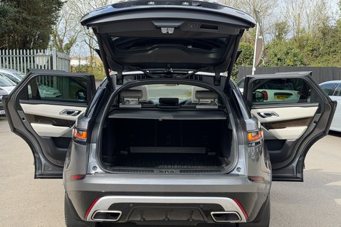 Land Rover Range Rover Velar FIRST EDITION - HUGE SPEC - PAN ROOF -1600W MERIDIAN -AIR SUSPENSION 27