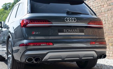 Audi SQ7 27