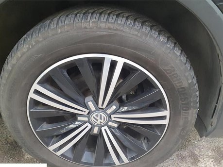 Volkswagen Tiguan 2.0 TDI BlueMotion Tech SE Navigation SUV 5dr Diesel DSG 4Motion Euro 6 (s/ 2