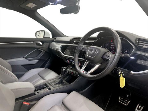 Audi Q3 1.4 TFSIe 45 S line SUV 5dr Petrol Plug-in Hybrid S Tronic Euro 6 (s/s) 13k 12