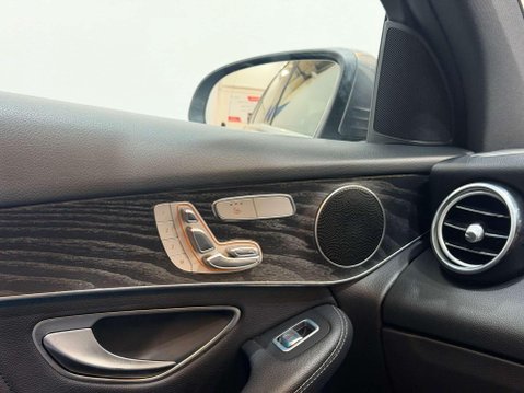 Mercedes-Benz GLC 2.1 GLC220d AMG Line (Premium) SUV 5dr Diesel G-Tronic 4MATIC Euro 6 (s/s) 41