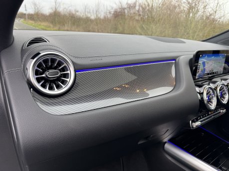 Mercedes-Benz GLA Class GLA 250e Exclusive Edition Premium Plus Petrol Hybrid Auto PANROOF/SAT NAV 19