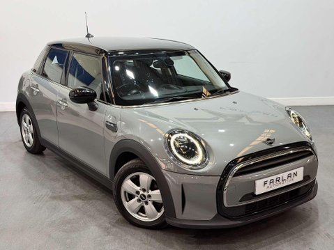 Mini Hatch 1.5 Cooper Classic Hatchback 5dr Petrol Steptronic Euro 6 (s/s) (136 ps) 14