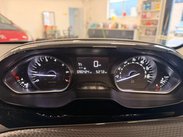 Peugeot 208 1.2 PureTech Allure Premium Euro 6 5dr 28