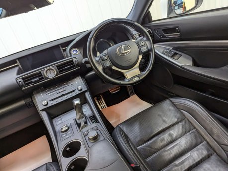 Lexus RC 2.5 RC 300h F Sport CVT 2dr 45