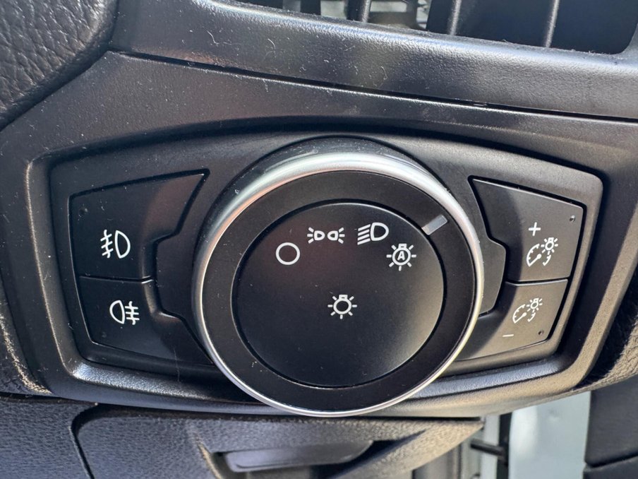 2017 Ford Focus — image 40