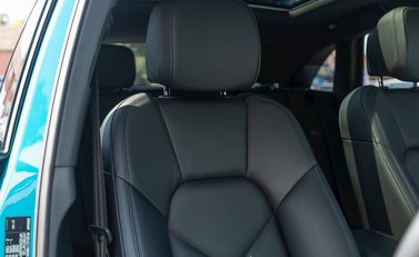 Porsche Macan S 13