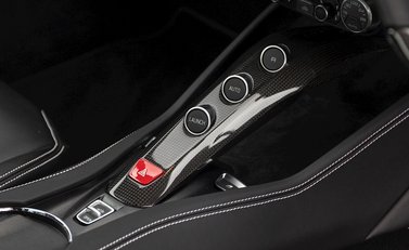 Ferrari California T 22