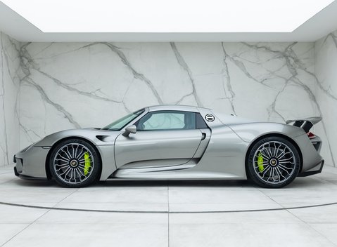 Porsche 918 Spyder 18