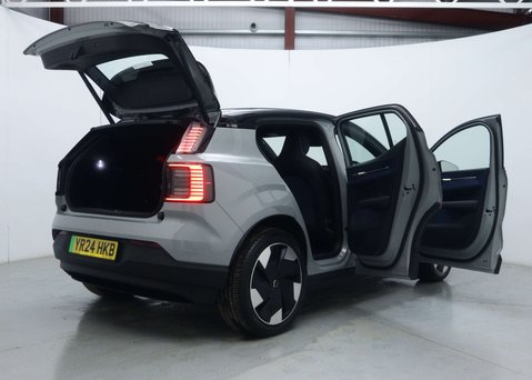 Volvo Ex30 Single Motor Extended Range 69kWh Plus SUV 5dr Electric Auto (272 ps) 52