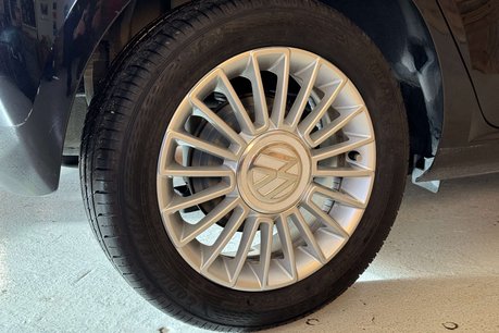 Volkswagen Up 1.0 High up! Hatchback 5dr Petrol ASG Euro 6 (75 ps) 50