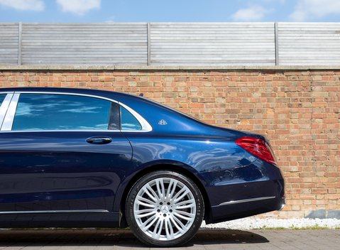 Mercedes-Benz M Class S600 34