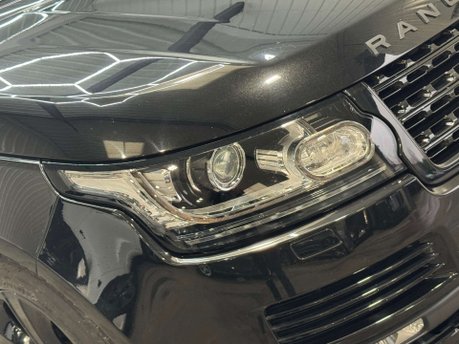 Land Rover Range Rover 3.0 Range Rover Autobiography SDV6 HEV Auto 4WD 5dr 28