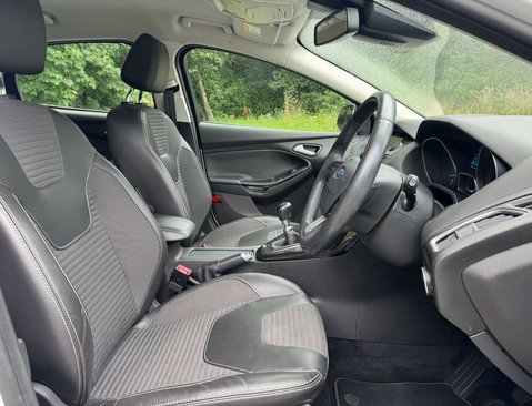 Ford Focus 1.5 Focus Titanium X 5dr 17