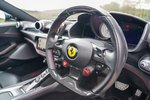 Ferrari Portofino 12