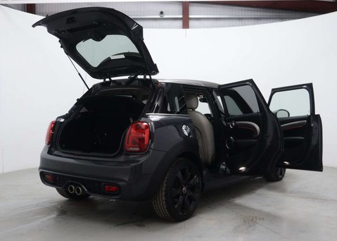 Mini Hatch 2.0 Cooper S Exclusive Auto 5dr 58
