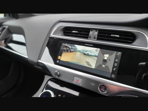 Jaguar I-Pace BLACK 31