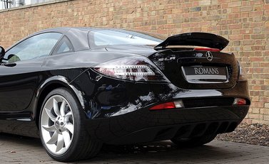 Mercedes-Benz SLR McLaren 16