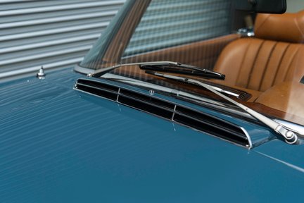 Mercedes-Benz SL 280 Pagoda 16