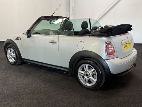 Mini Convertible 1.6 One 2dr 18