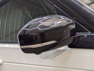 Land Rover Discovery 3.0 Discovery R-Dynamic S D MHEV Auto 4WD 5dr 26