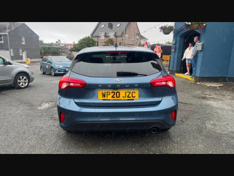 Ford Focus TITANIUM 4