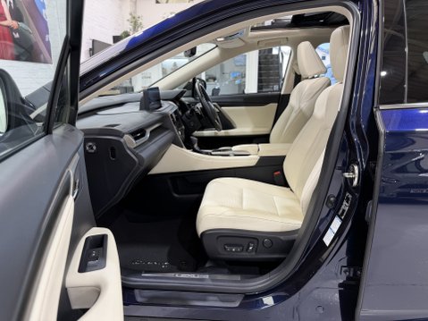 Lexus RX 450H Premium Sport Edition 42