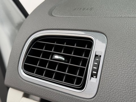 Volkswagen Polo 1.2 TSI BlueMotion Tech SE Design Euro 6 (s/s) 5dr 74