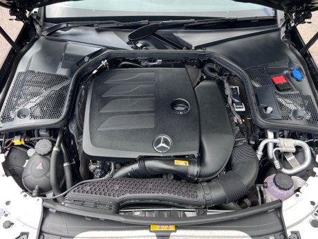 Mercedes-Benz C Class 1.5 C200 MHEV AMG Line (Premium Plus) G-Tronic+ Euro 6 (s/s) 2dr 32