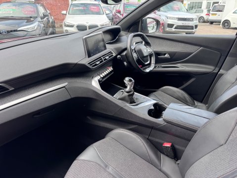 Peugeot 3008 BLUEHDI S/S GT LINE 12