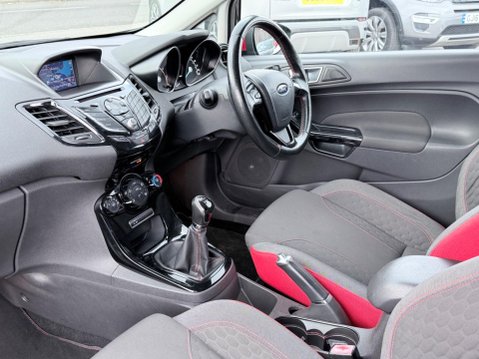 Ford Fiesta 1.0T EcoBoost Zetec S Euro 6 (s/s) 3dr 21