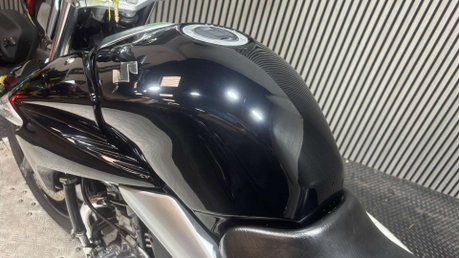 Suzuki Inazuma GW 2013 ONLY 12K NEW MOT WARRANTY 250CC COMMUTER BIKE 33