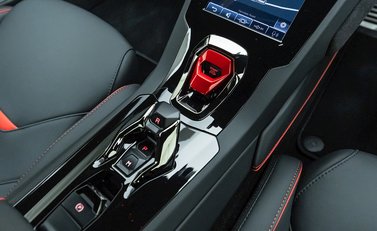 Lamborghini Huracan LP640-4 EVO 16