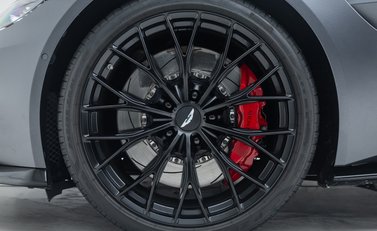 Aston Martin V8 Vantage ROADSTER 30