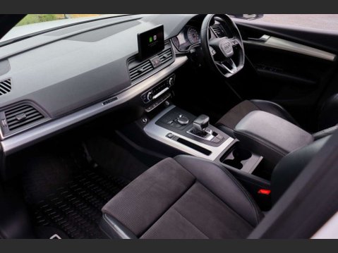 Audi Q5 2.0 TDI S line SUV 5dr Diesel S Tronic quattro Euro 6 (s/s) (190 ps) 12