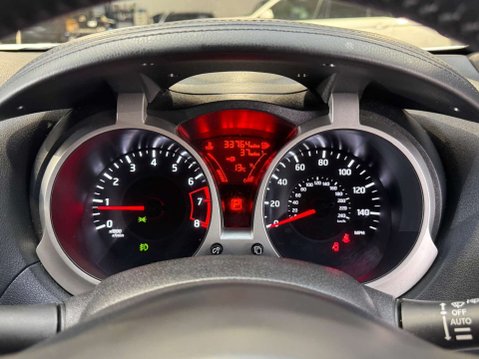 Nissan Juke 1.6 Juke N-Connecta CVT 5dr 51