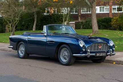 Aston Martin DB5 Convertible 2