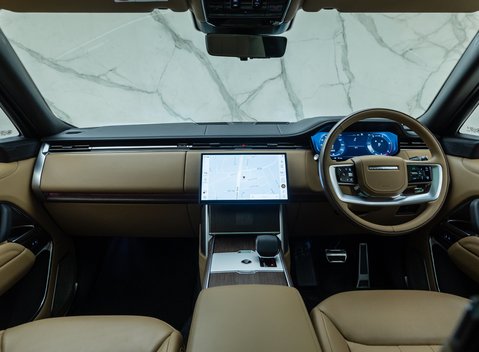 Land Rover Range Rover D350 Autobiography LWB 26