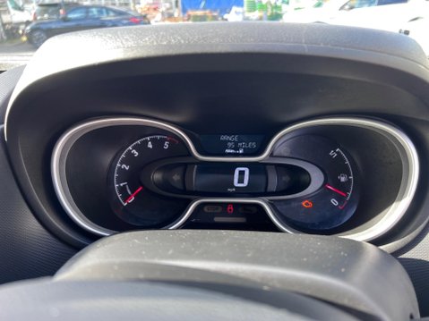 Vauxhall Vivaro 1.6 CDTi 2900 Sportive Panel Van 5dr Diesel Manual L1 H1 Euro 6 (120 ps) 17