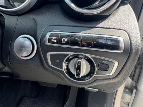 Mercedes-Benz C Class C 220 D 4MATIC SPORT PREMIUM 19