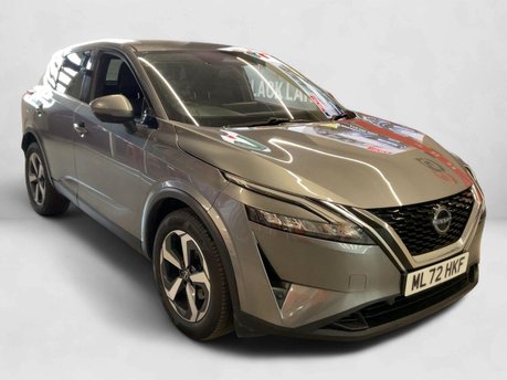 Nissan Qashqai 1.3 DIG-T MHEV N-Connecta XTRON Euro 6 (s/s) 5dr