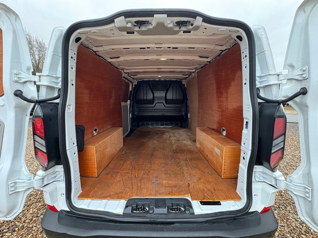 Ford Transit Custom LWB L2H1 Low Roof Trend 280 Air Con Sensors EURO 6 9