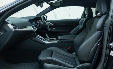 BMW M4 COMPETITION M XDRIVE 17