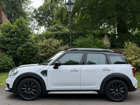 Mini Countryman COOPER 7