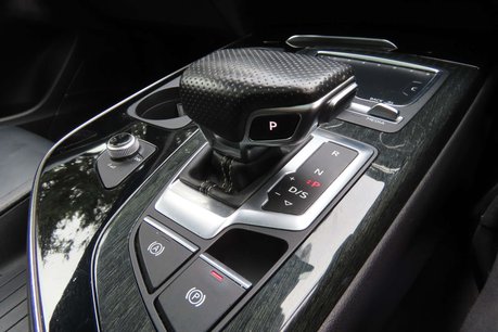 Audi Q7 3.0 TDI V6 50 Black Edition SUV 5dr Diesel Tiptronic quattro Euro 6 (s/s) ( 16