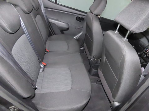 Hyundai i10 CLASSIC 8