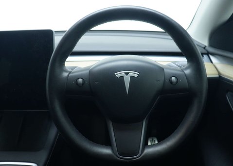 Tesla Model Y (Dual Motor) Long Range SUV 5dr Electric Auto 4WDE (384 bhp) 19