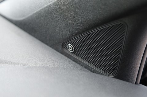 Volkswagen Up GTI 16